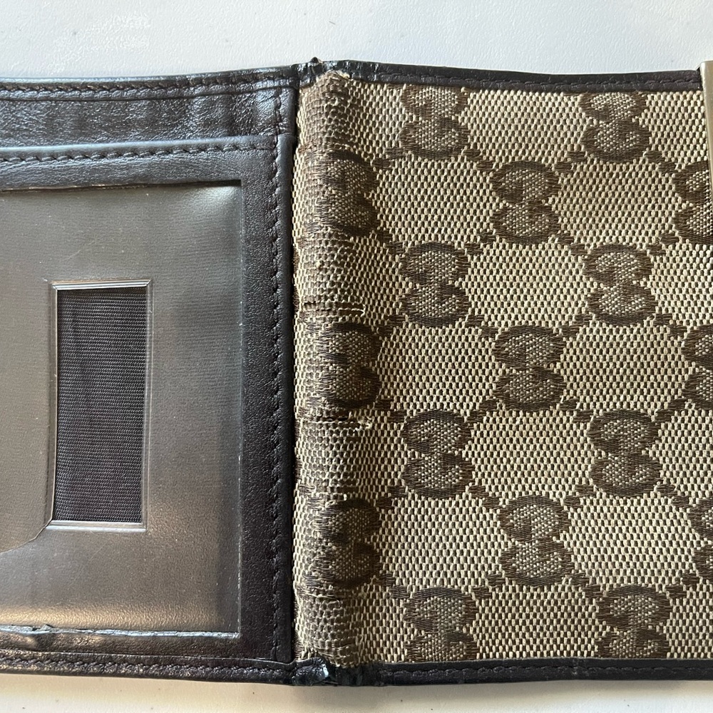 Gucci Brown Key Card Holder with Iconic Monogram